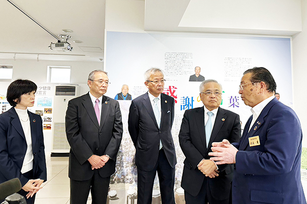 社長の武内紀子が経団連の災害復興特別委員会で宮城県を訪問